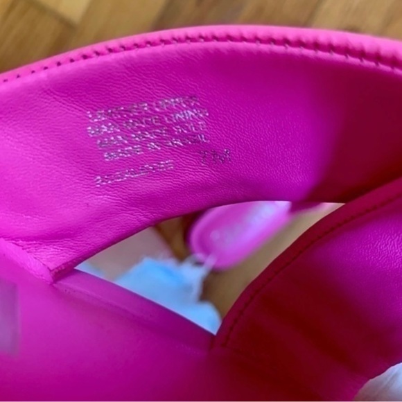 Pink Gianni Bini Leather Sandals - Picture 11 of 11